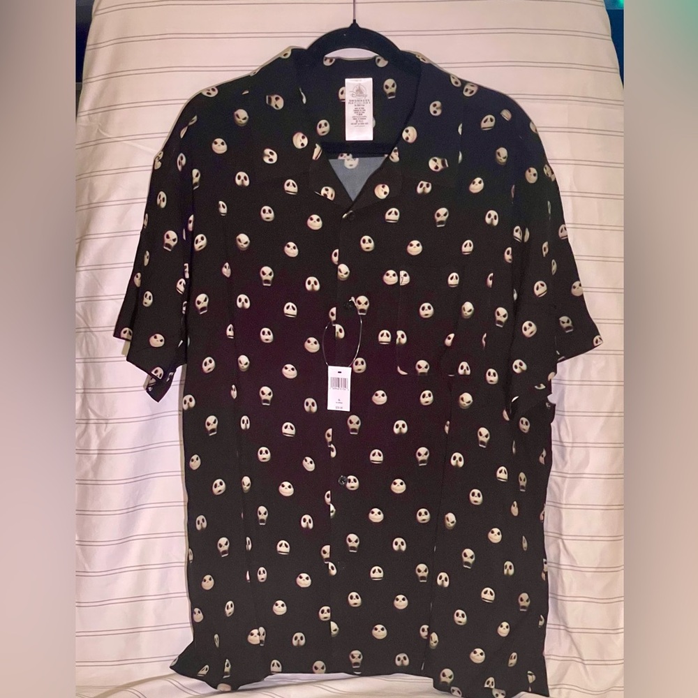 Disney Jack Skellington Men’s Size XL Shirt